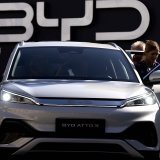 En août, le chinois BYD était de nouveau le champion incontesté de l'électrique dans son pays, loin devant Tesla. (Archives)